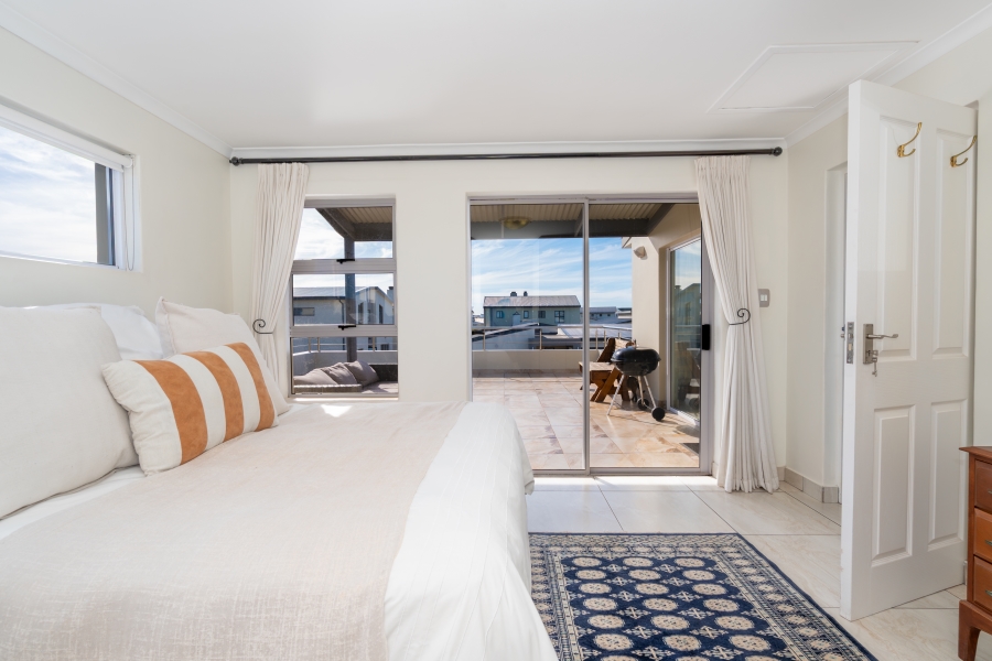 4 Bedroom Property for Sale in Sunset Estate Western Cape